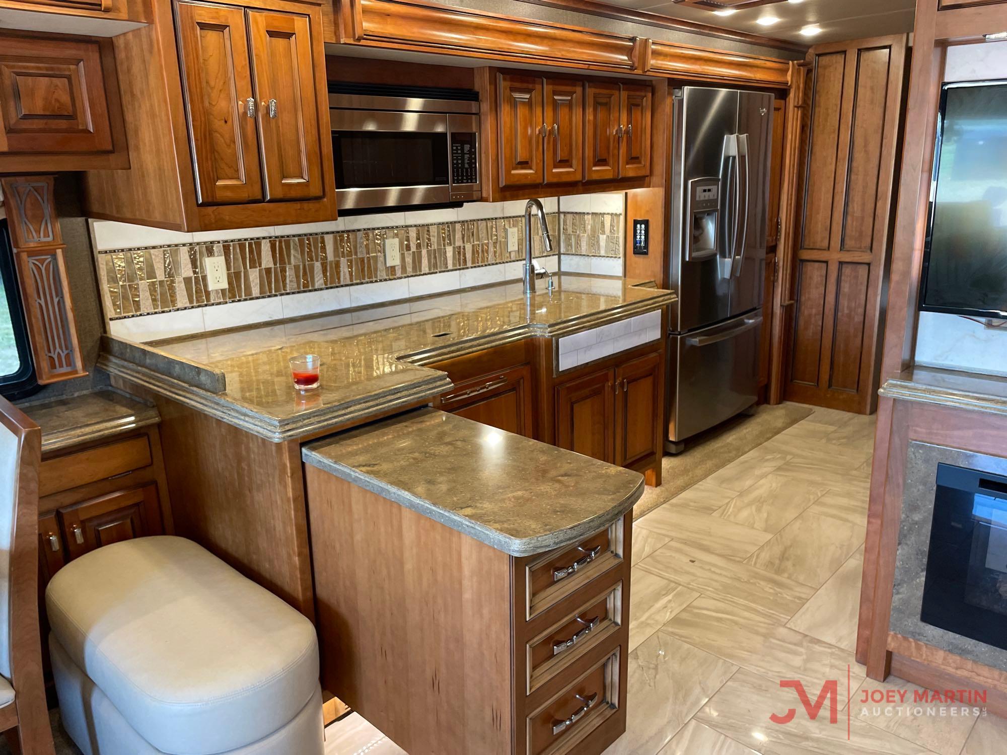 2017 TIFFIN ALLEGRO BUS CLASS A MOTOR HOME