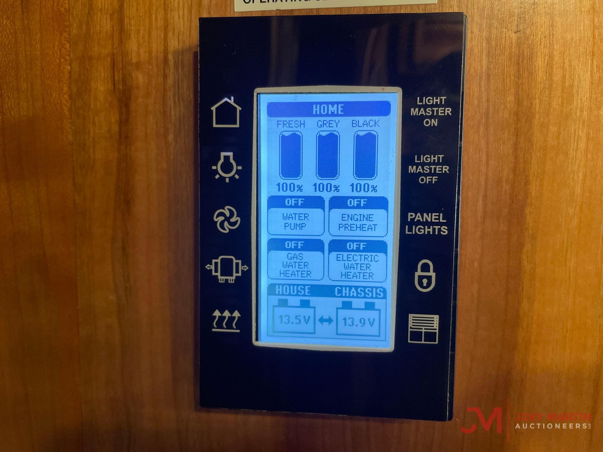 2017 TIFFIN ALLEGRO BUS CLASS A MOTOR HOME