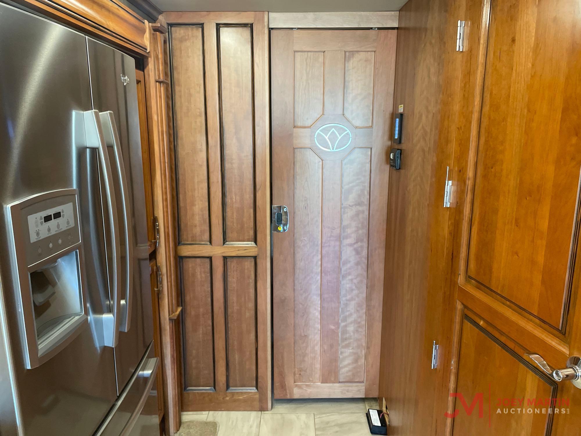 2017 TIFFIN ALLEGRO BUS CLASS A MOTOR HOME