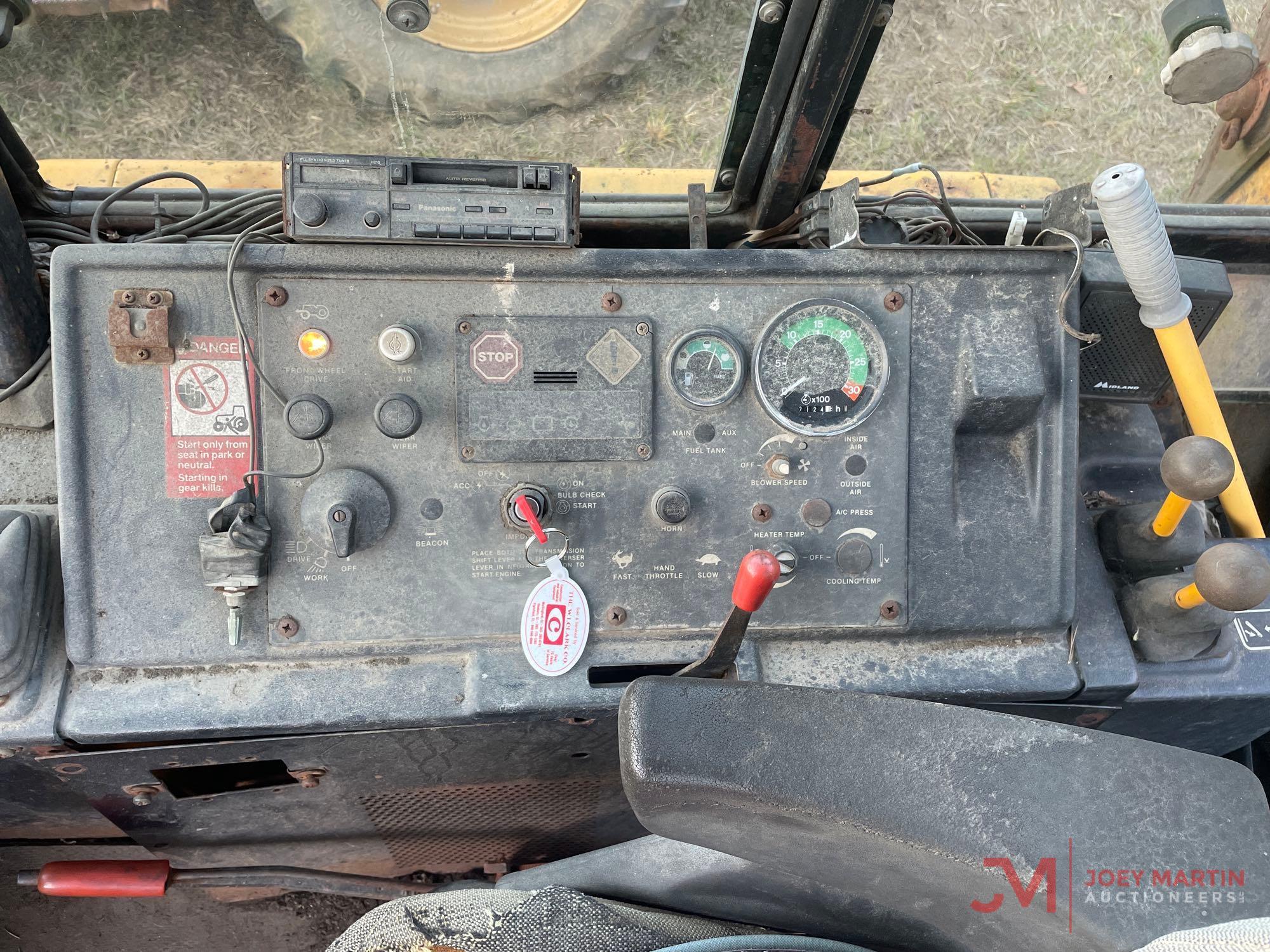 JOHN DEERE 410C LOADER BACKHOE