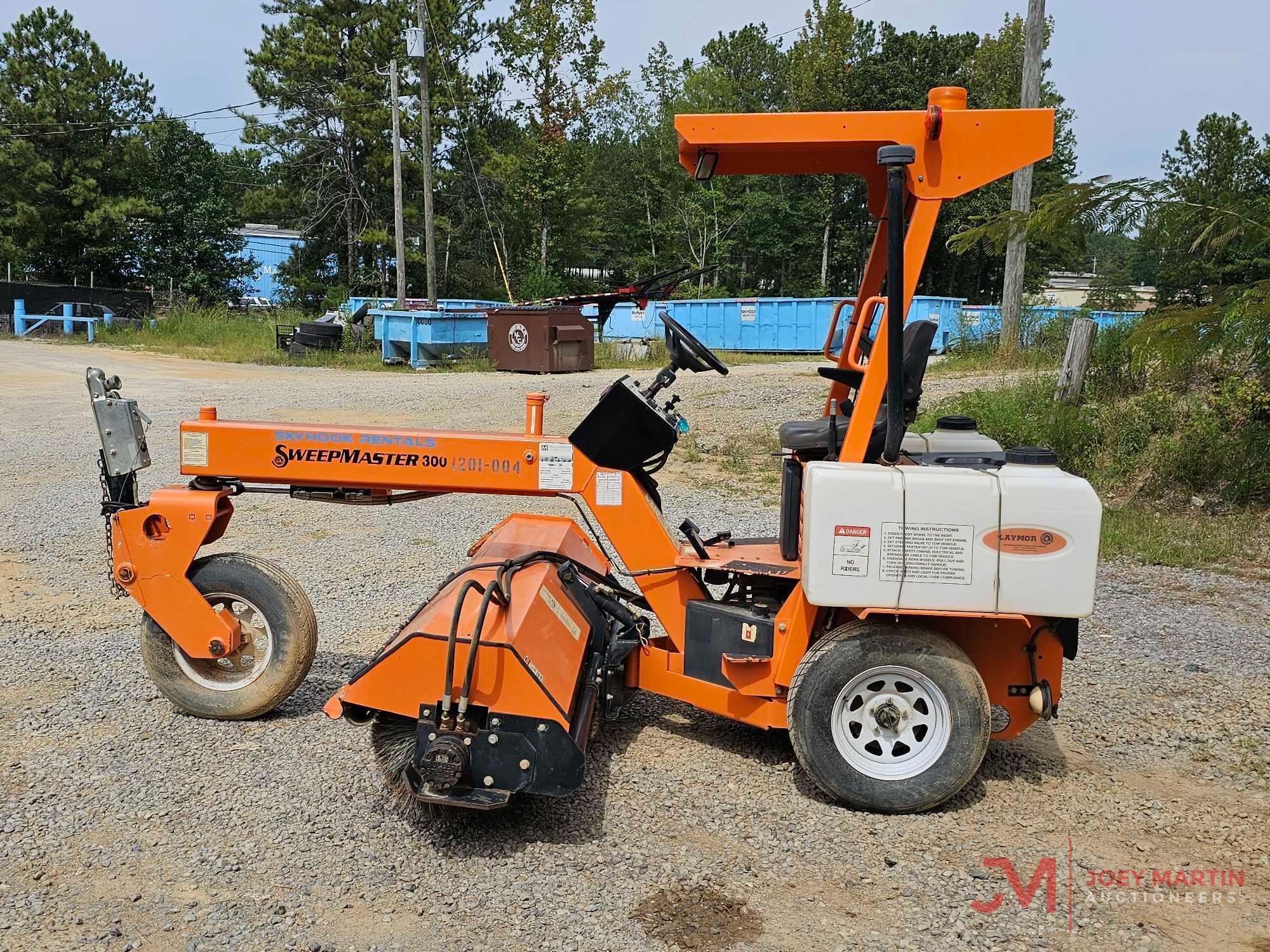 2018 LAYMOR SM300 TOWABLE SWEEPER