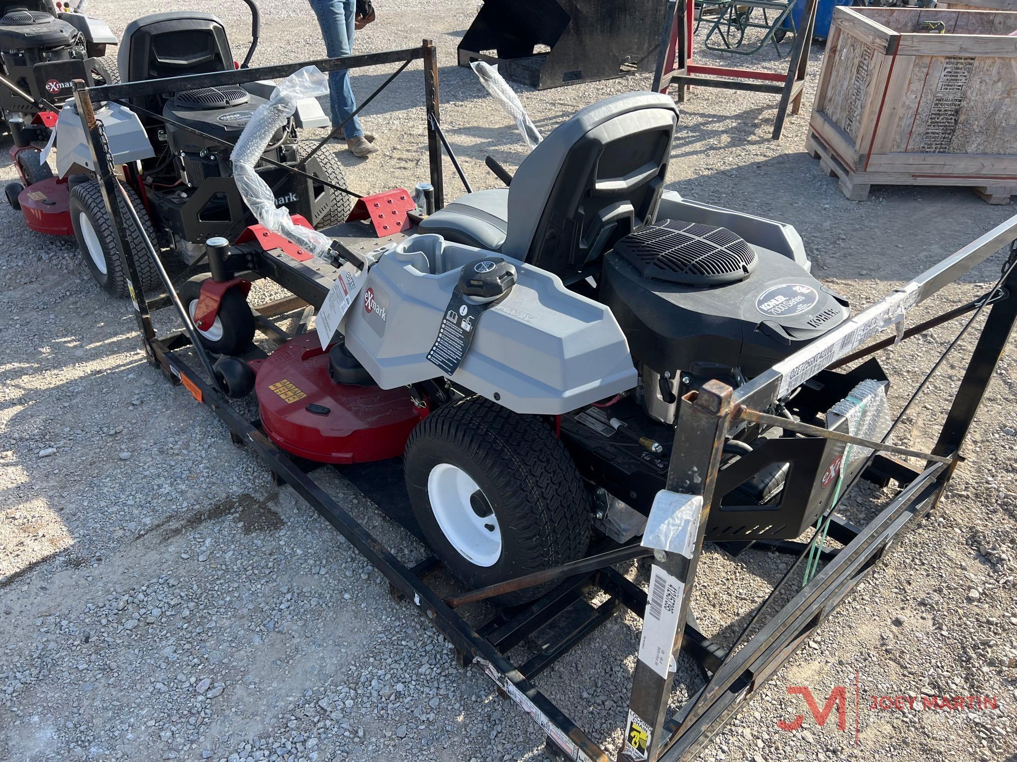 NEW EXMARK QUEST ZERO TURN MOWER