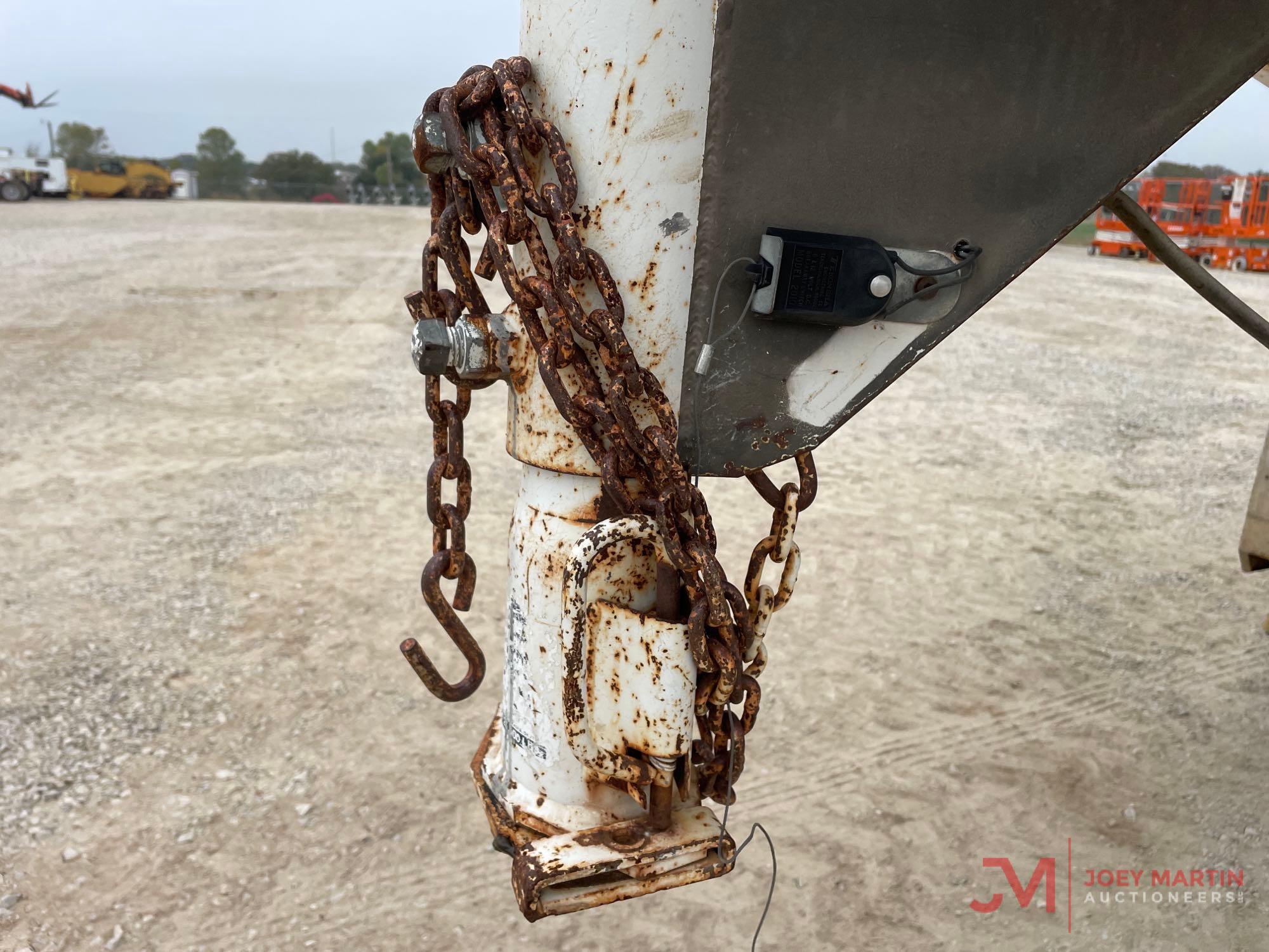 2001 W-W 2 HORSE SLANT GOOSENECK TRAILER