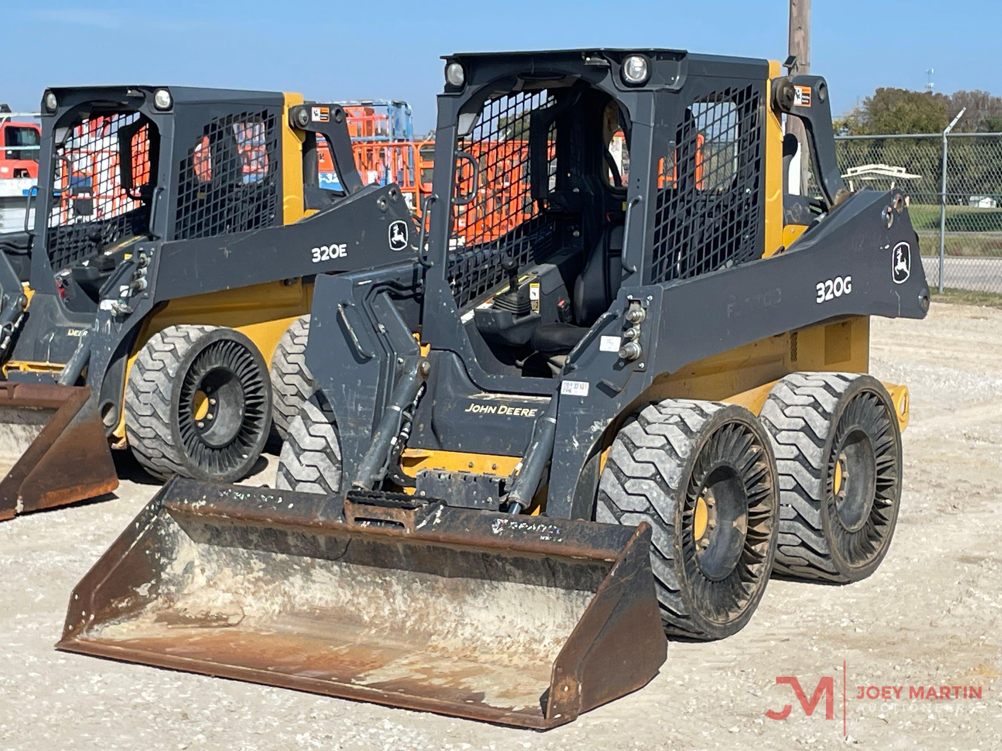 2019 JOHN DEERE 320G SKID STEER LOADER