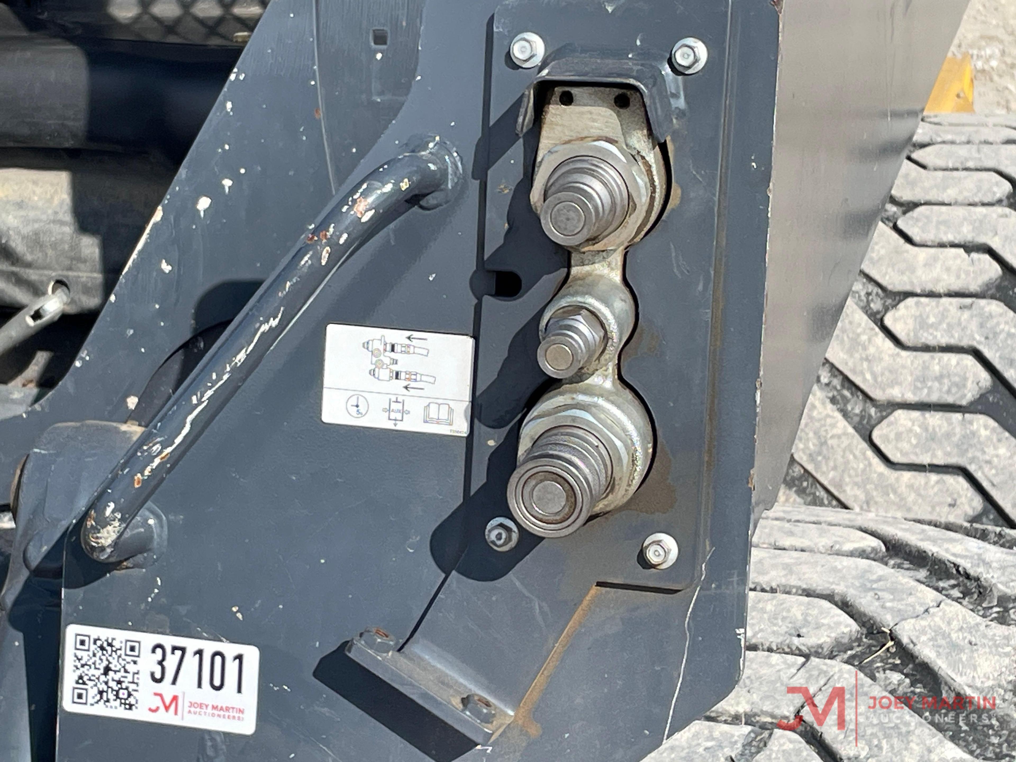 2019 JOHN DEERE 320G SKID STEER LOADER