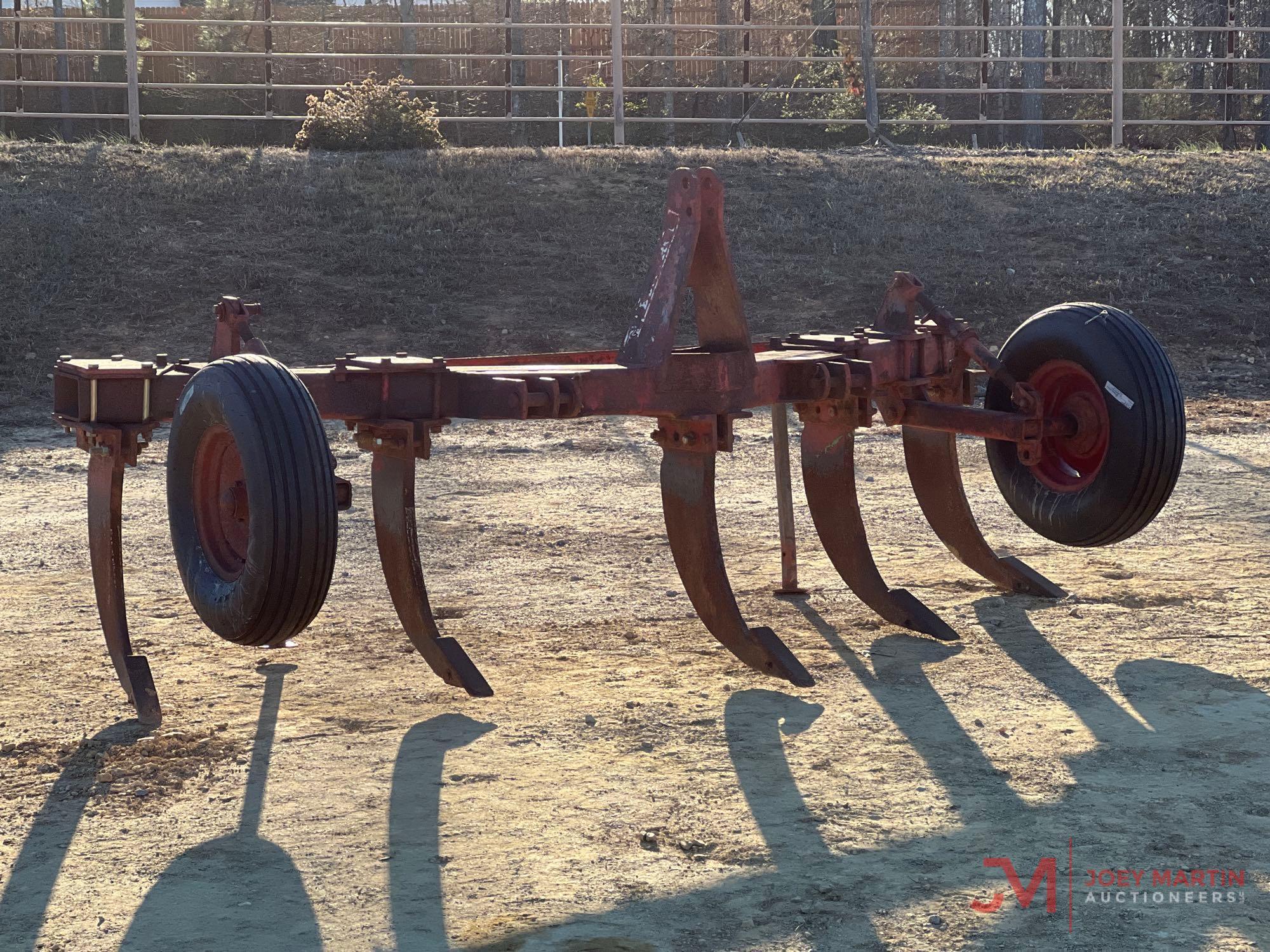 BUSH HOG 5 SHANK RIPPER