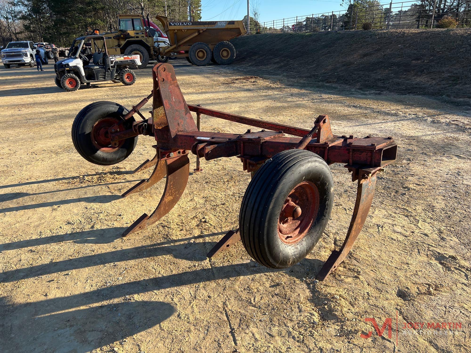 BUSH HOG 5 SHANK RIPPER