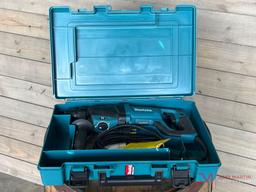 MAKITA HR2641 COMBINATION HAMMER DRILL W/ CASE
