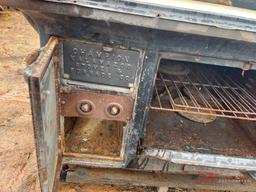 ANTIQUE WOOD COOK STOVE