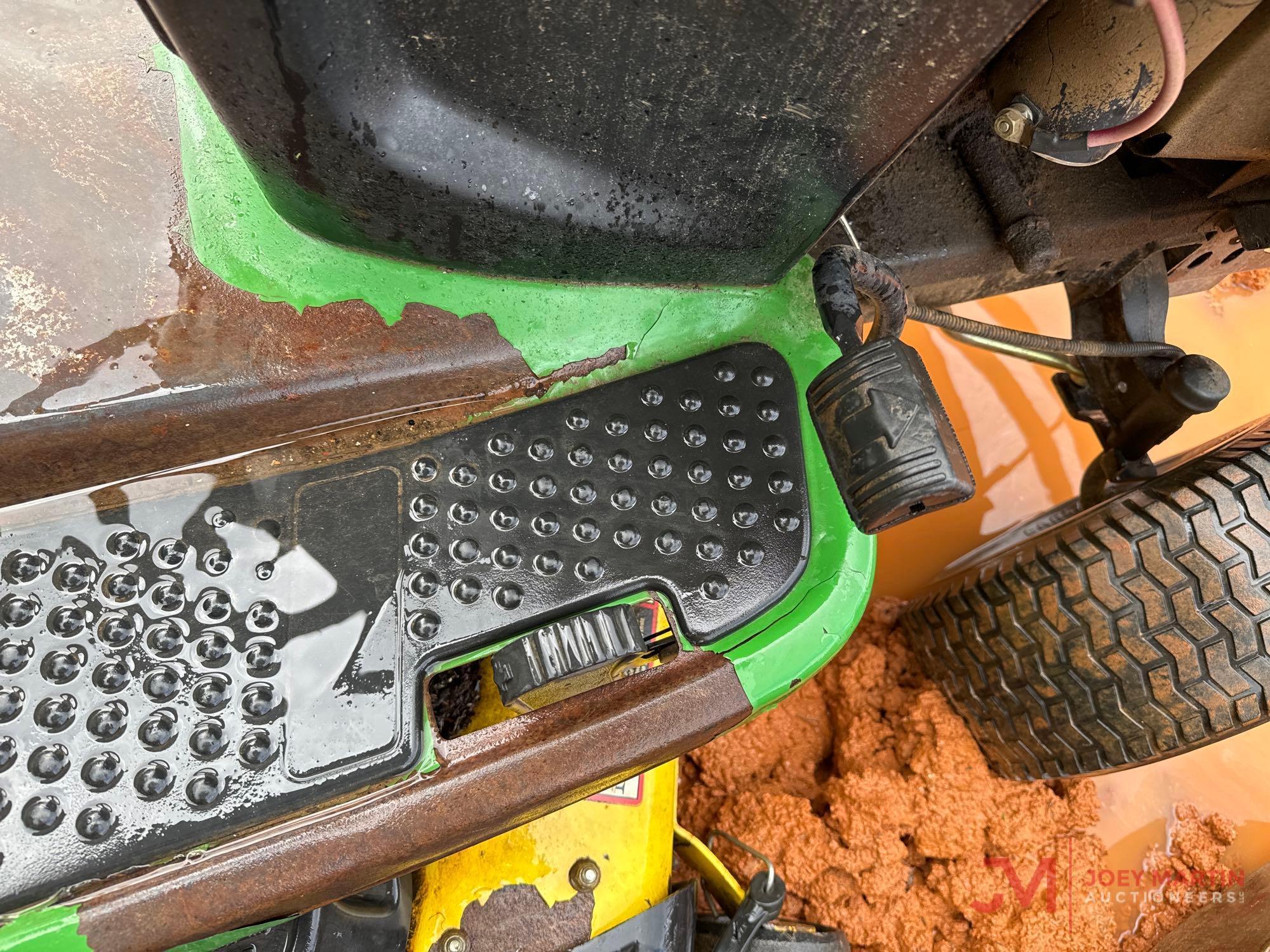JOHN DEERE LA140 AUTO RIDING MOWER