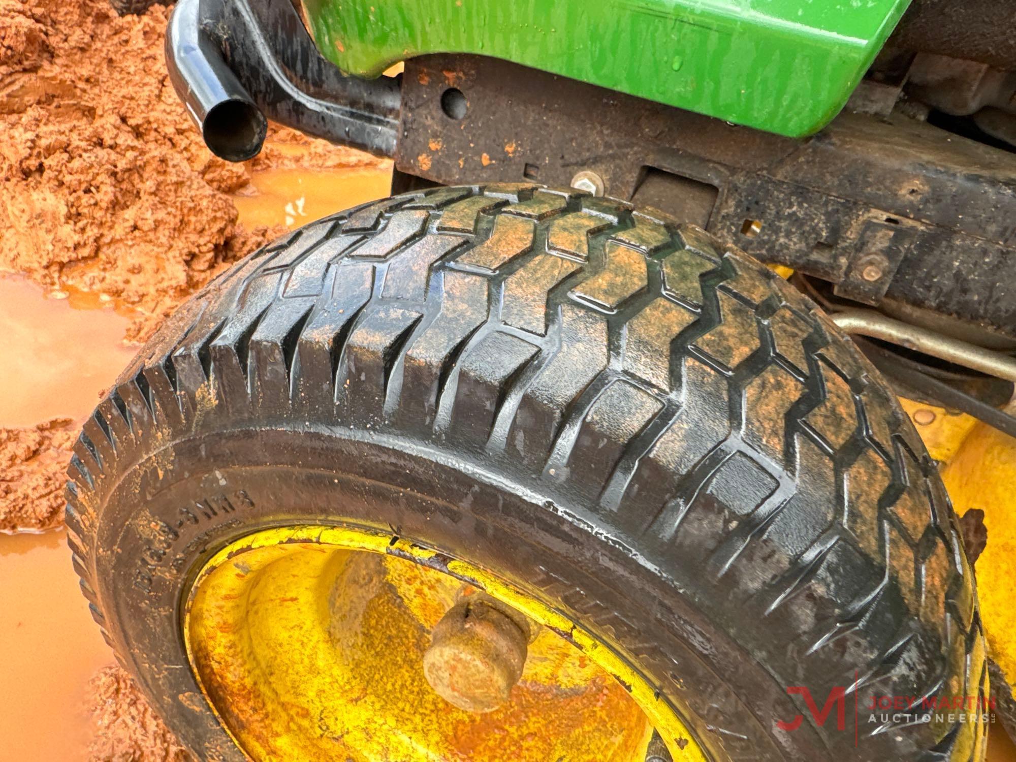 JOHN DEERE LA140 AUTO RIDING MOWER