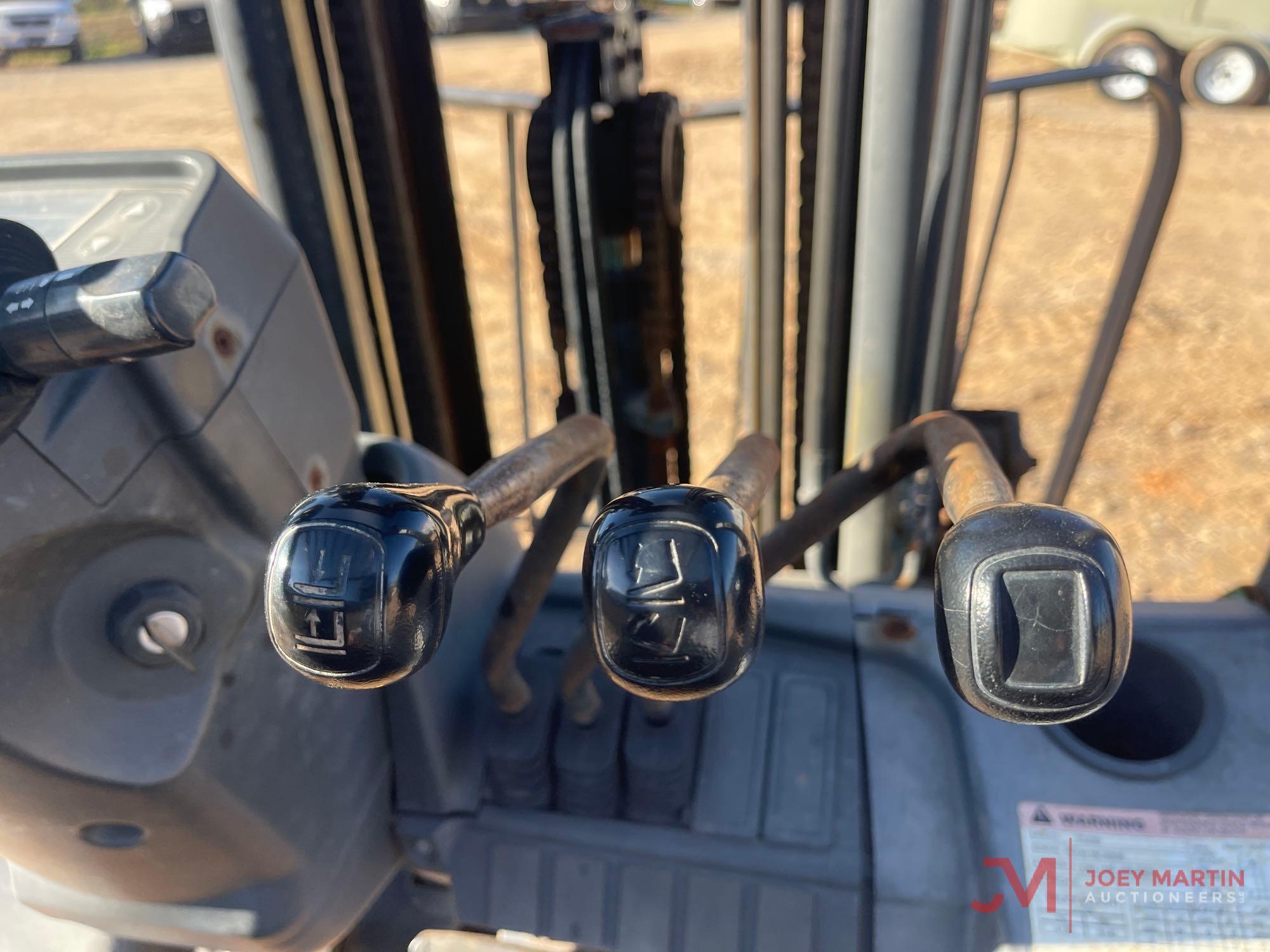 MITSUBISHI FD25N FORKLIFT