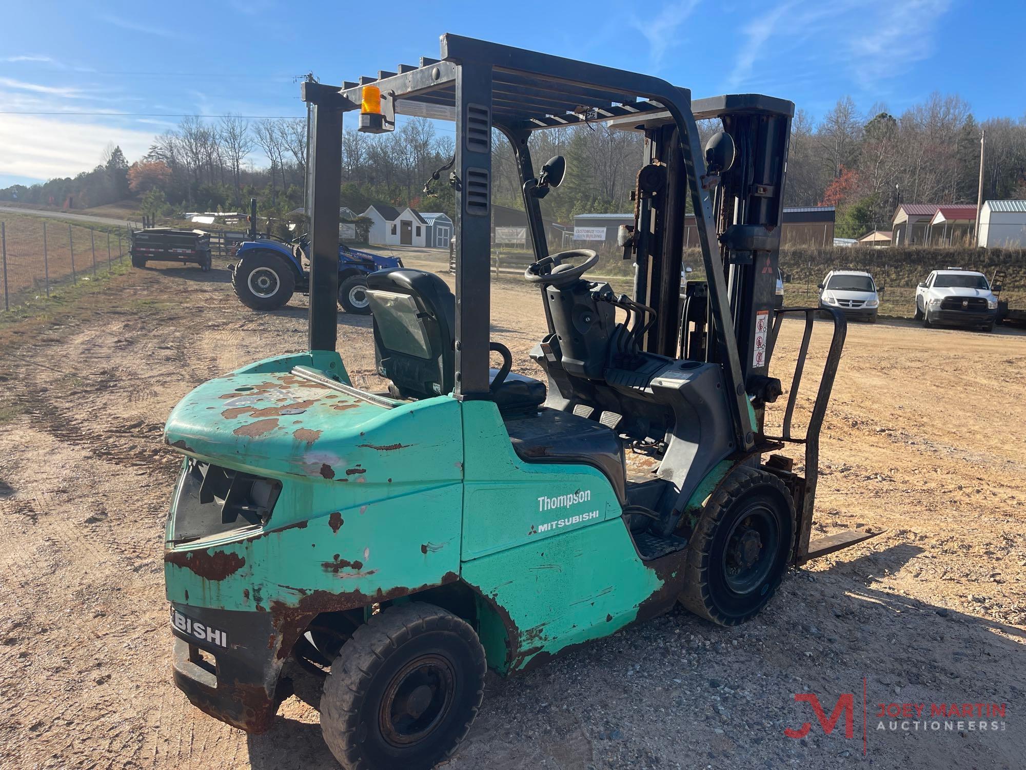MITSUBISHI FD25N FORKLIFT