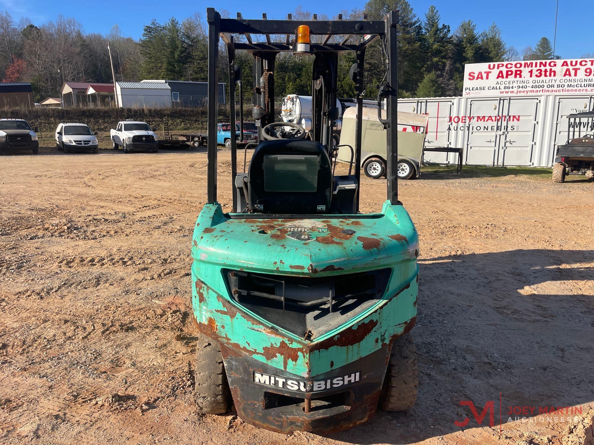 MITSUBISHI FD25N FORKLIFT