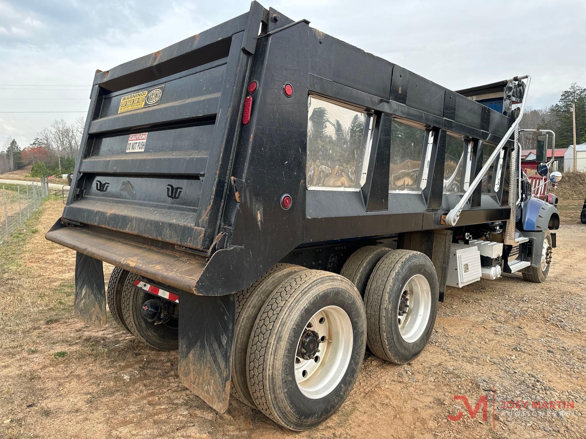 2021 MACK GR64F T/A DUMP TRUCK