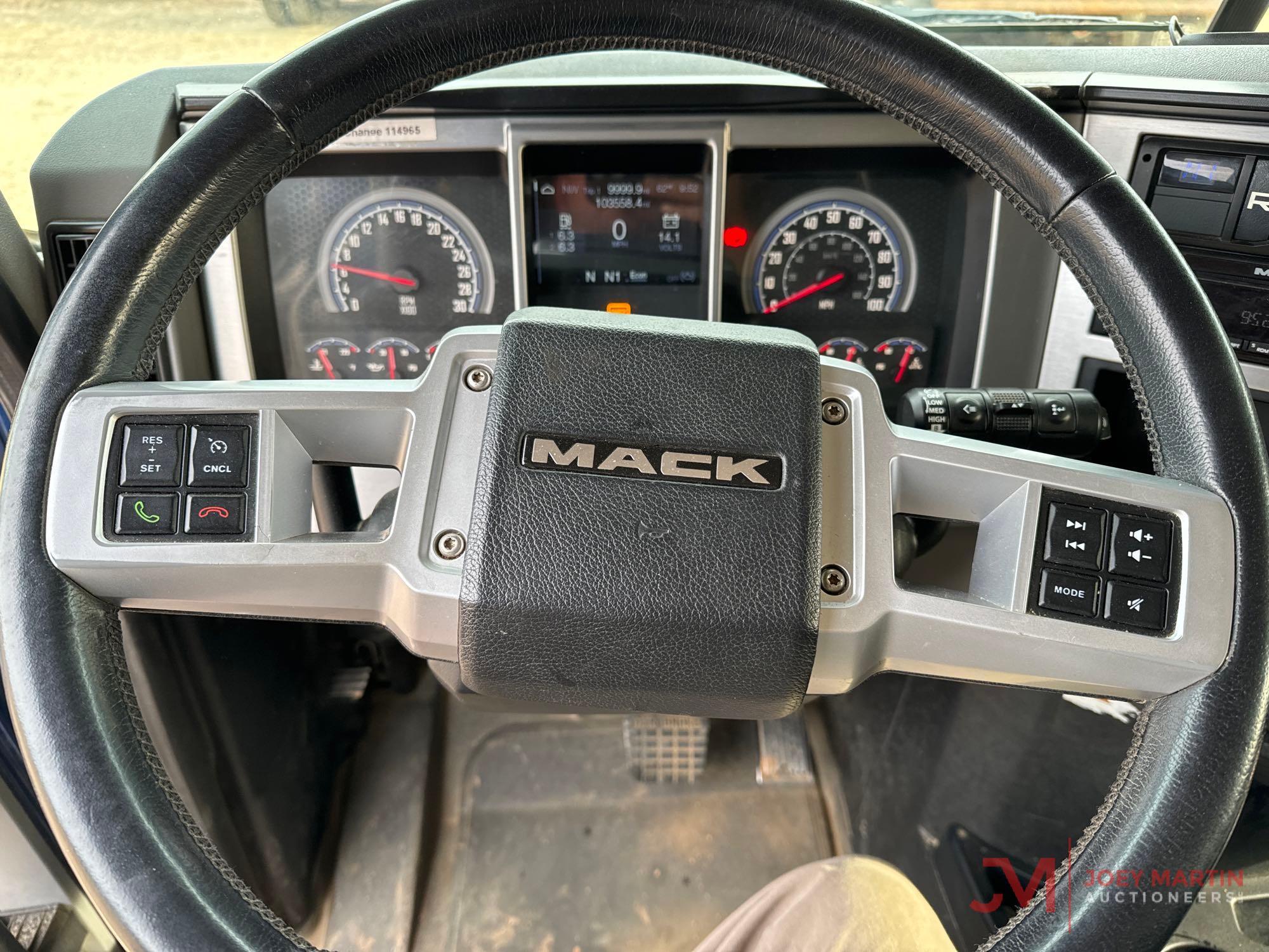 2021 MACK GR64F T/A DUMP TRUCK