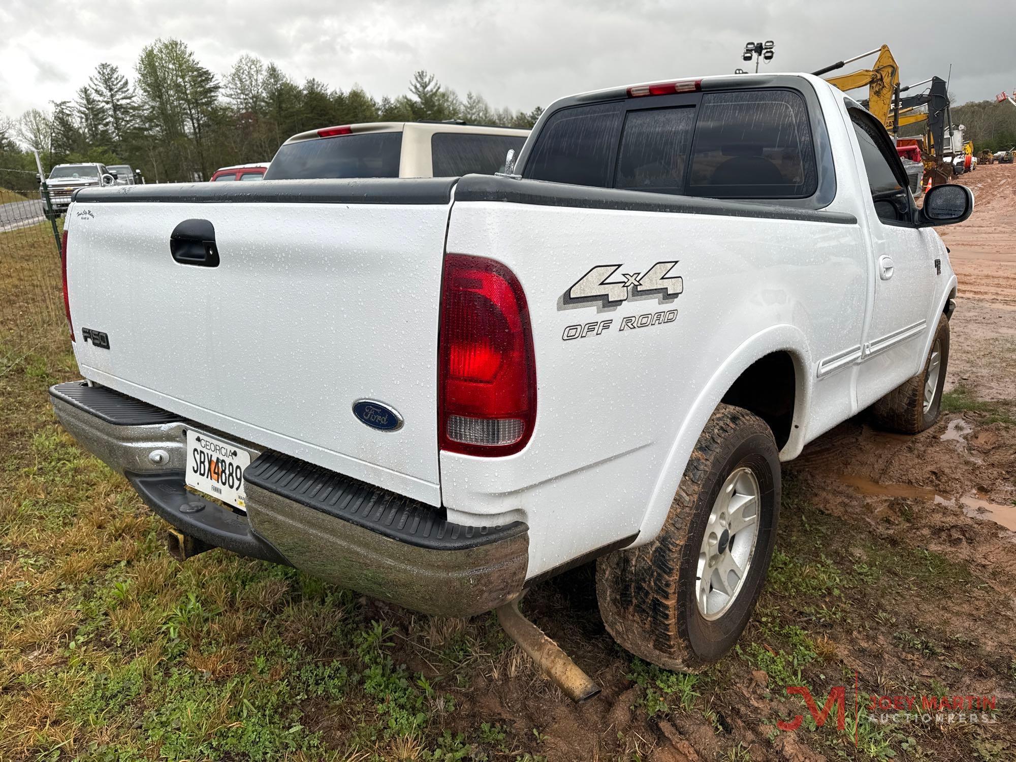 1998 FORD F-150 REGULAR CAB PICKUP TRUCK