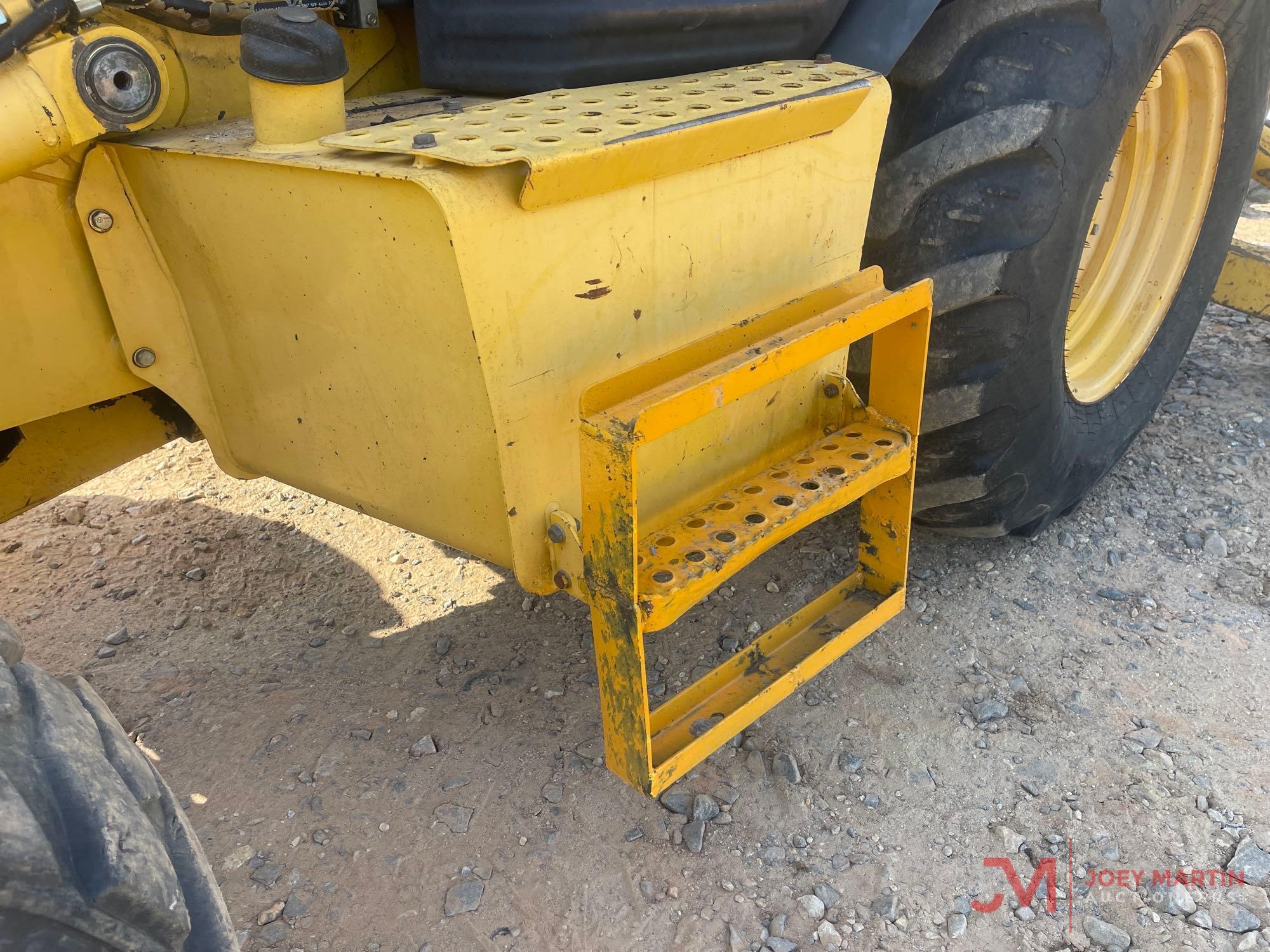 KOMATSU WB156 LOADER BACKHOE