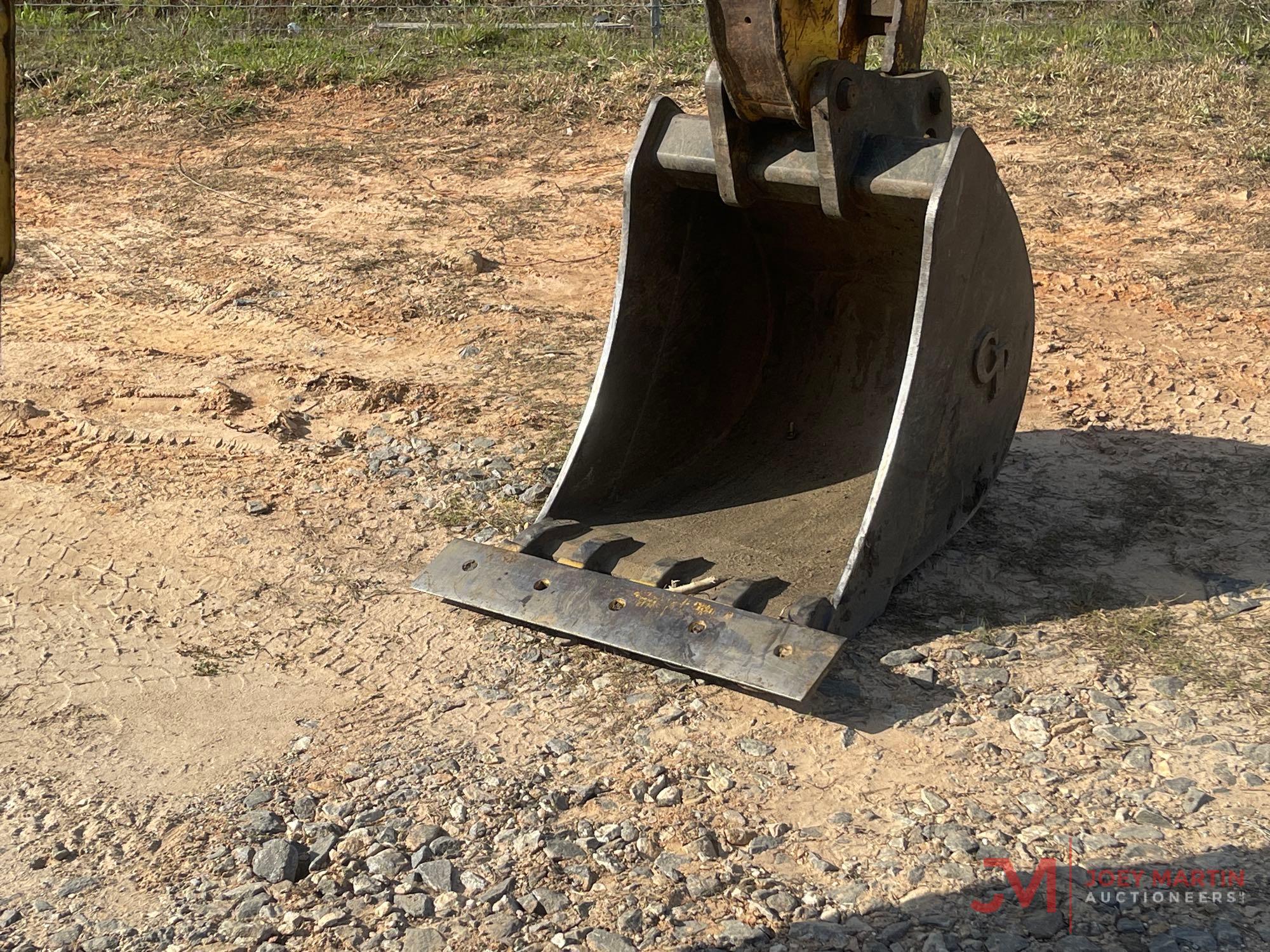 KOMATSU WB156 LOADER BACKHOE