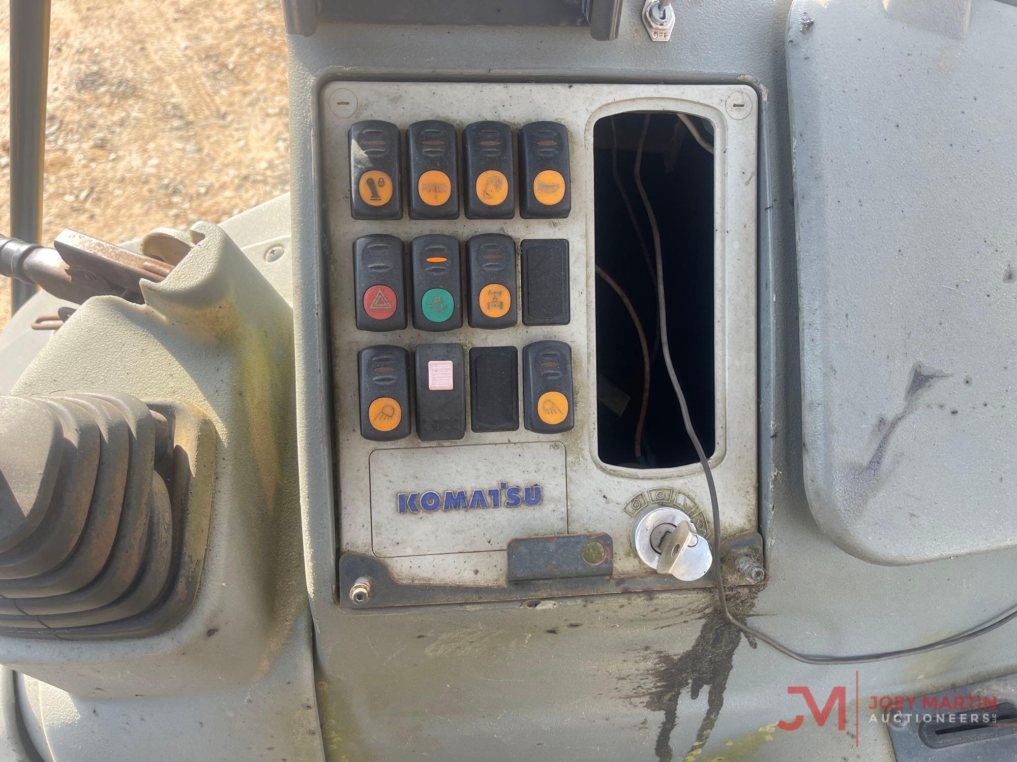 KOMATSU WB156 LOADER BACKHOE