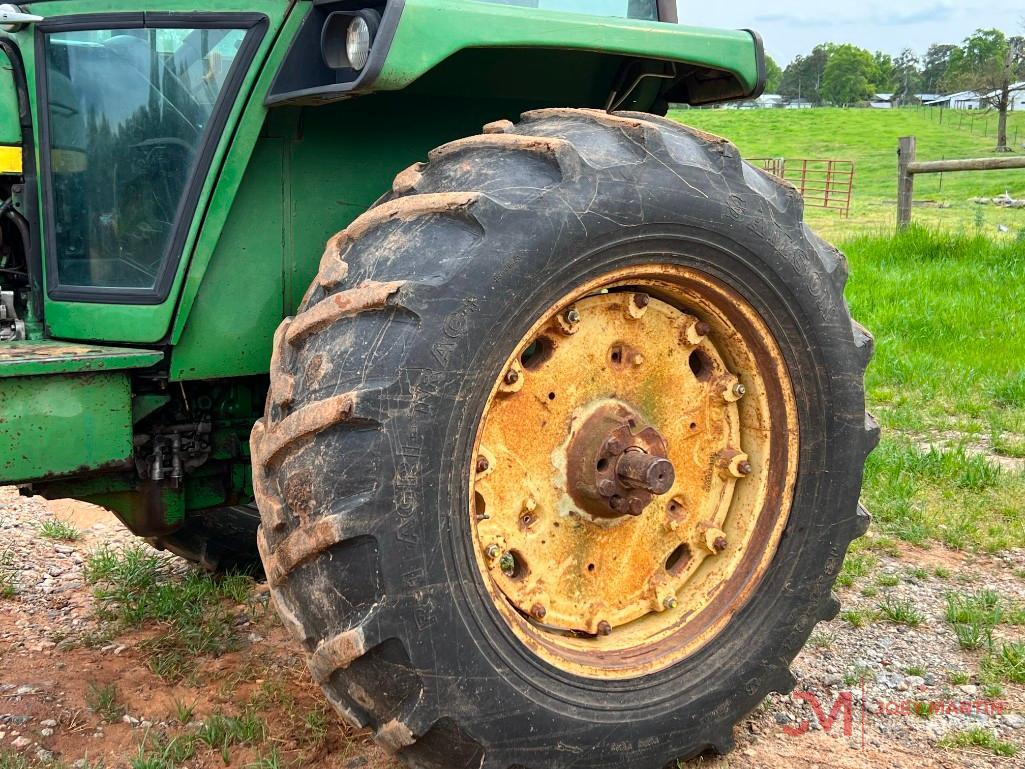 JOHN DEERE 4030 AG TRACTOR