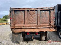 1999 FORD F-SERIES S/A DUMP TRUCK