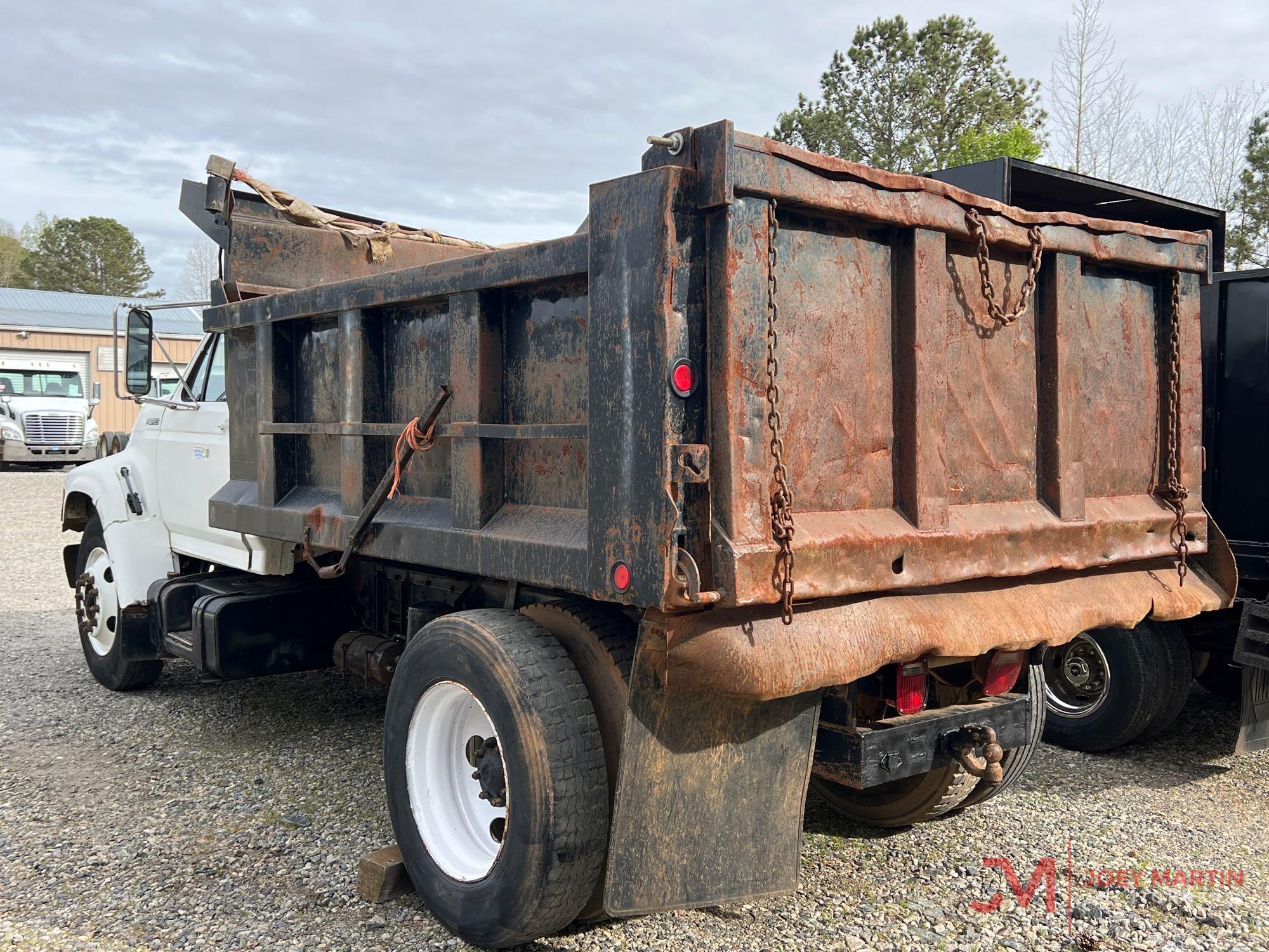 1999 FORD F-SERIES S/A DUMP TRUCK