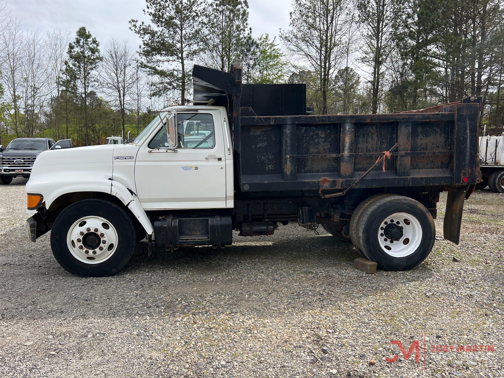 1999 FORD F-SERIES S/A DUMP TRUCK