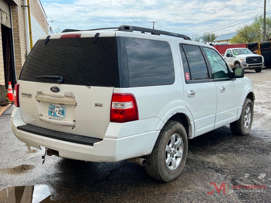 2010 FORD EXPEDITION XLT SUV