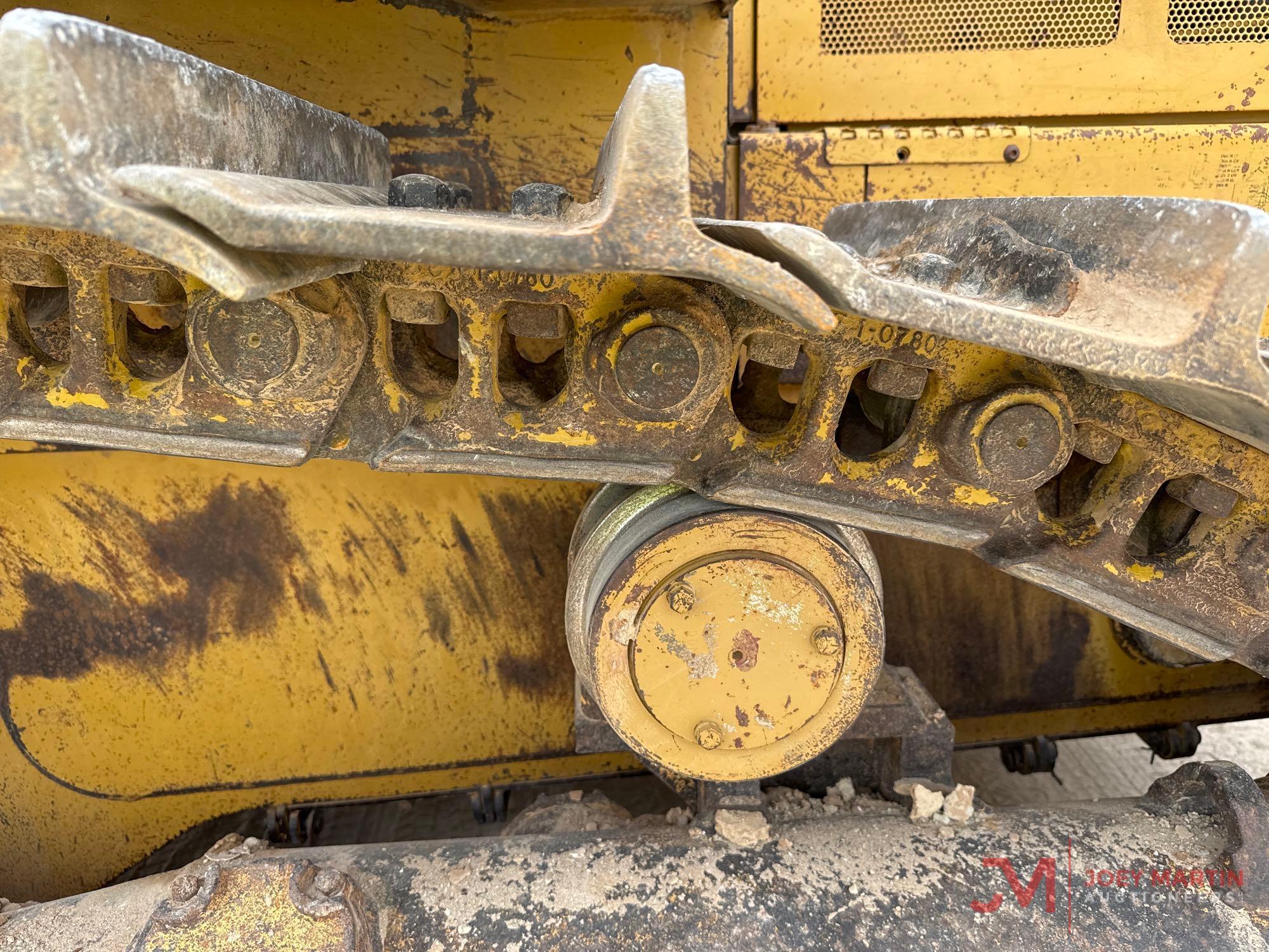 2006 CAT D6R XL...CRAWLER DOZER