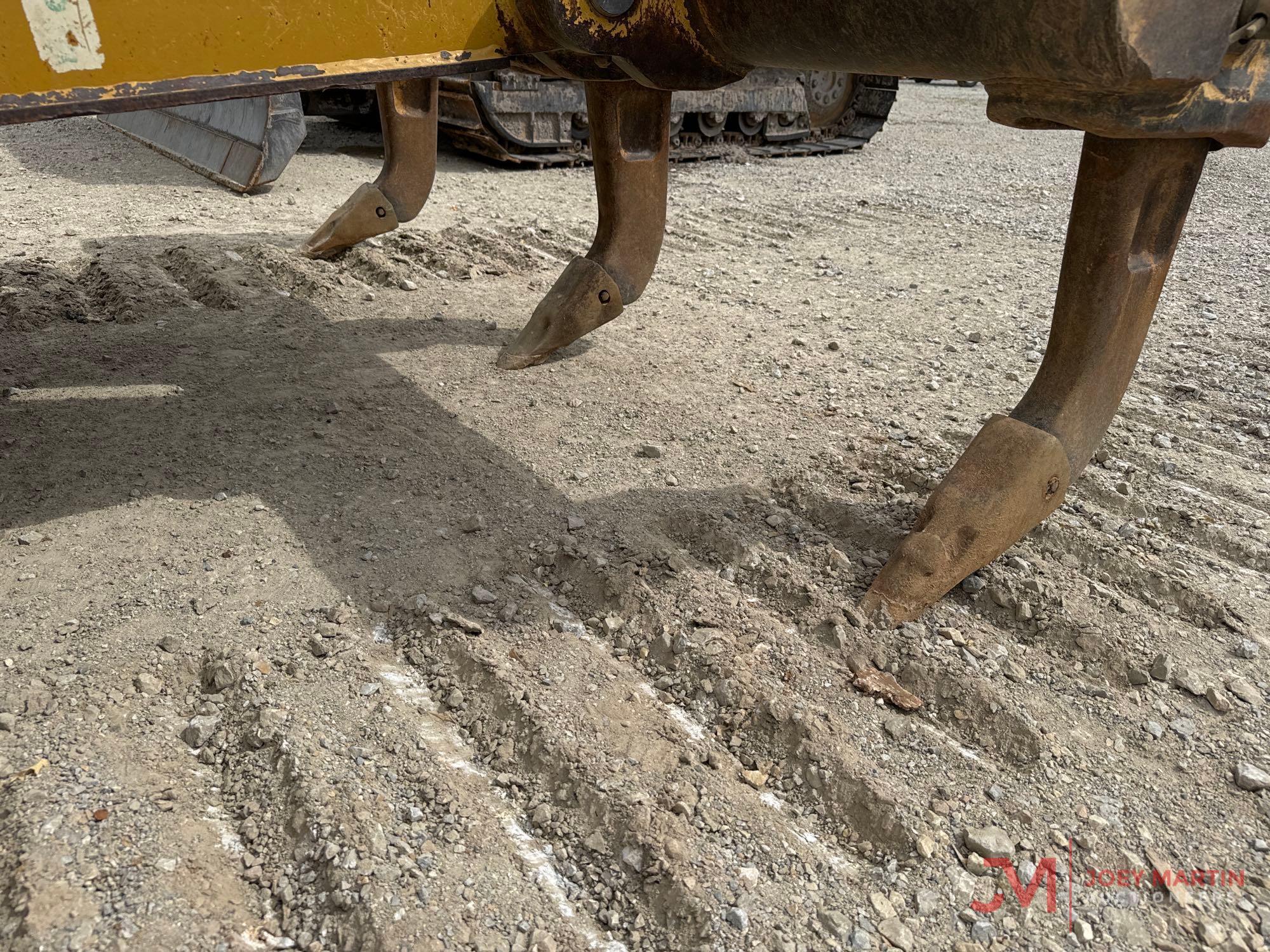 2006 CAT D6R XL...CRAWLER DOZER