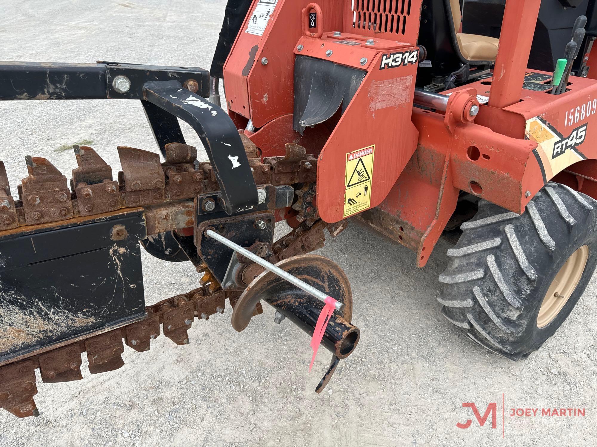 2015 DITCH WITCH RT45 TRENCHER