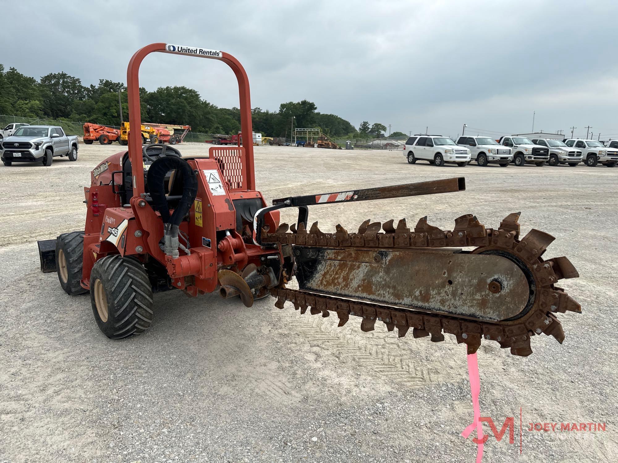 2015 DITCH WITCH RT45 TRENCHER
