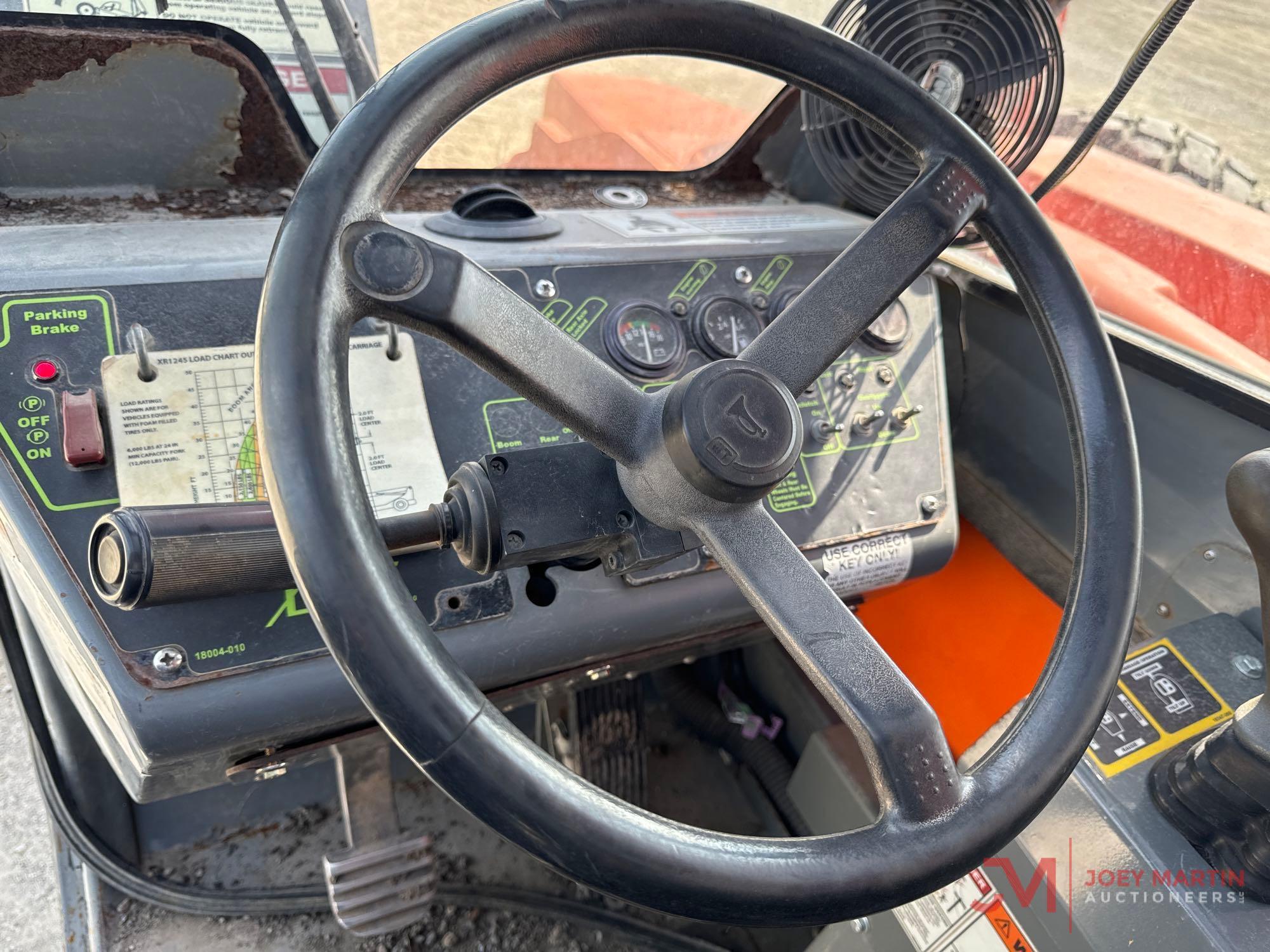 2015 XTREME XR1245 TELEHANDLER