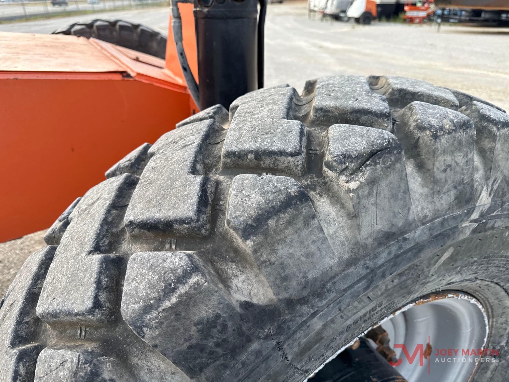2017 JLG 10054 TELEHANDLER