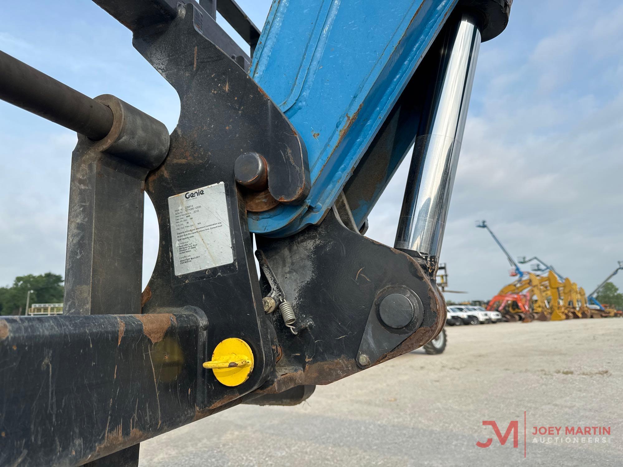 2014 GENIE GTH844 TELEHANDLER