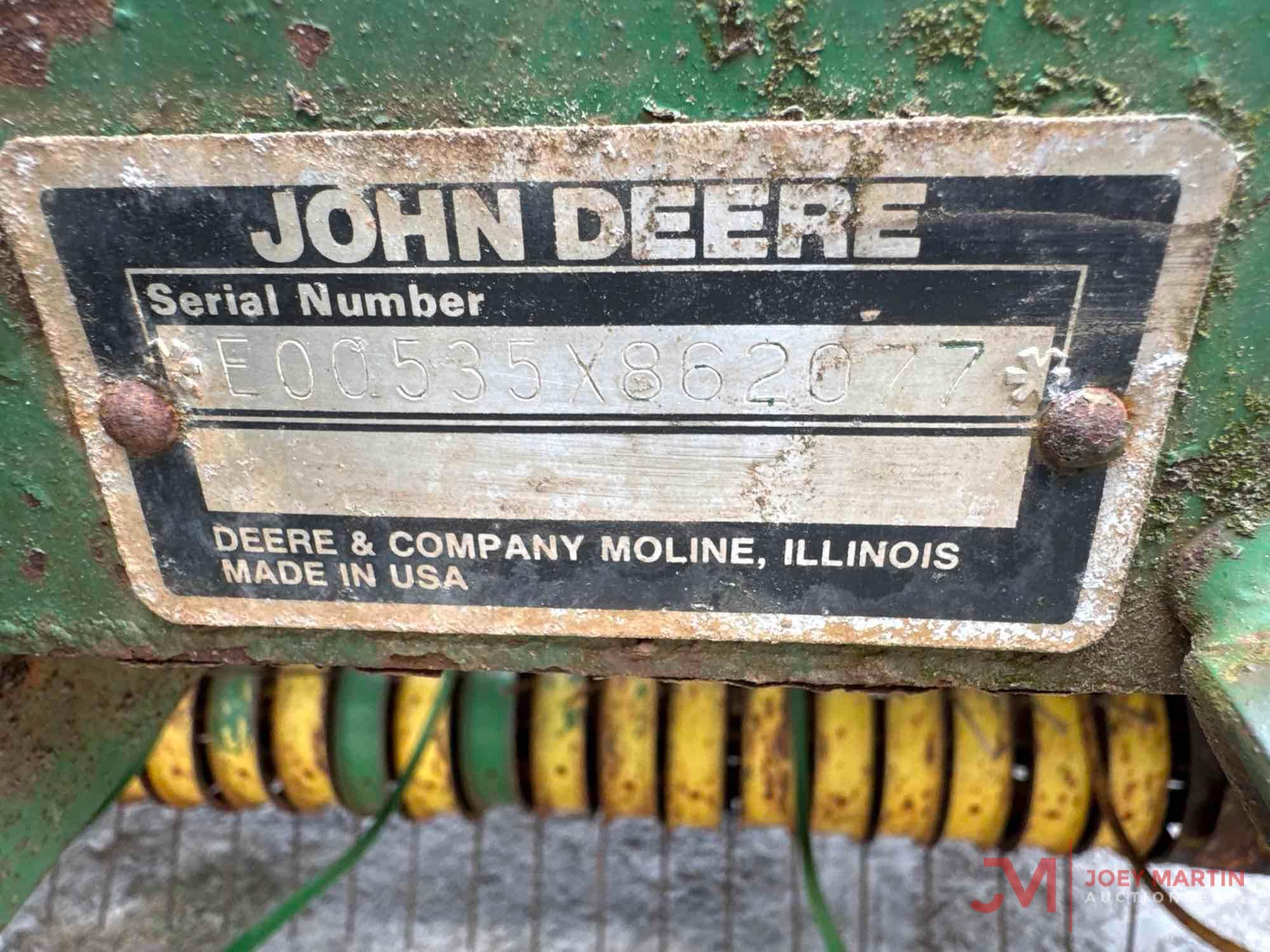 JOHN DEERE 535 ROUND BALER