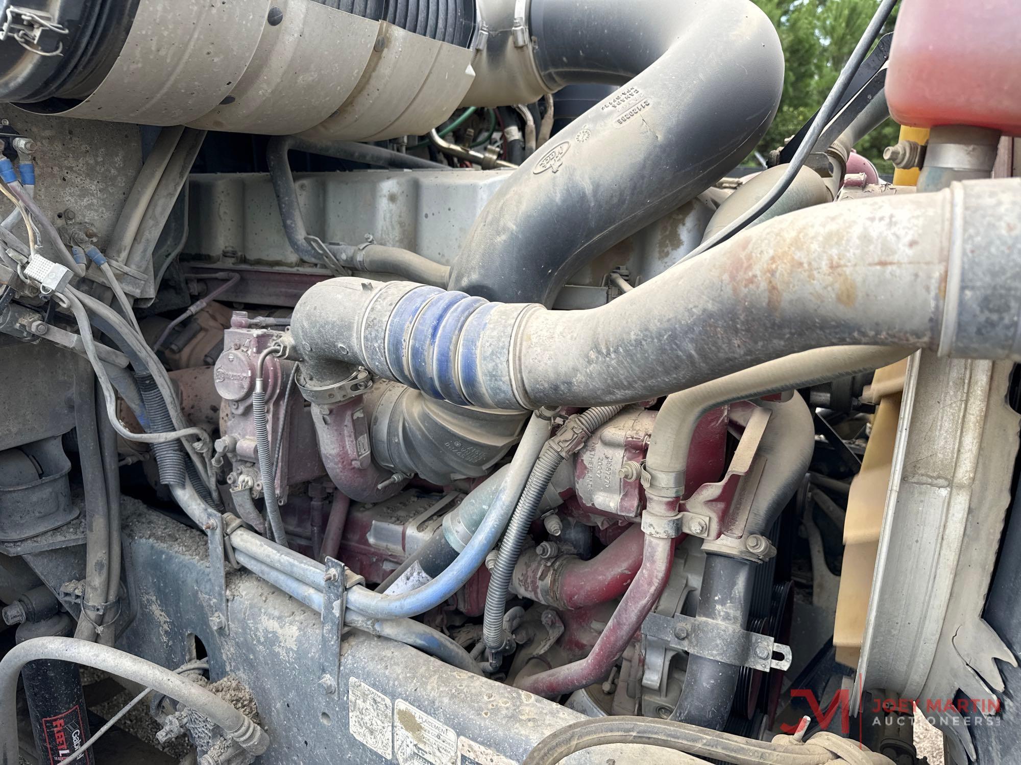 2016 MACK GU813 GRANITE TRI-AXLE DUMP TRUCK