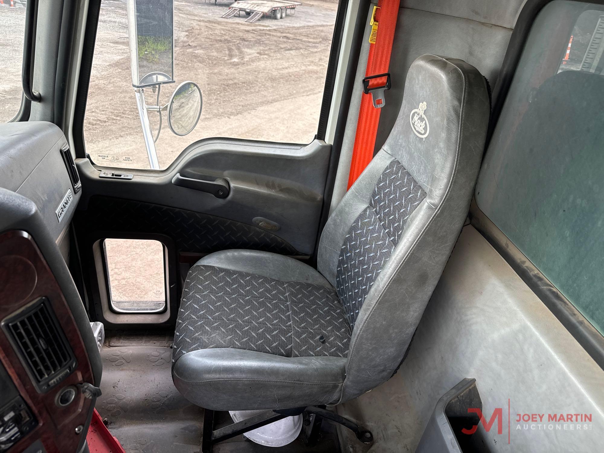 2016 MACK GU813 GRANITE TRI-AXLE DUMP TRUCK