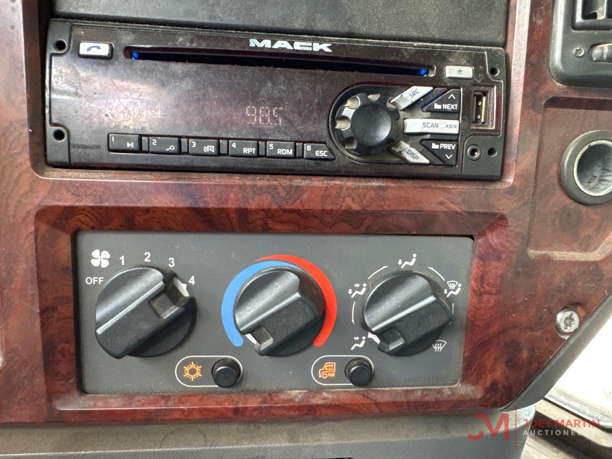 2016 MACK GU813 GRANITE TRI-AXLE DUMP TRUCK