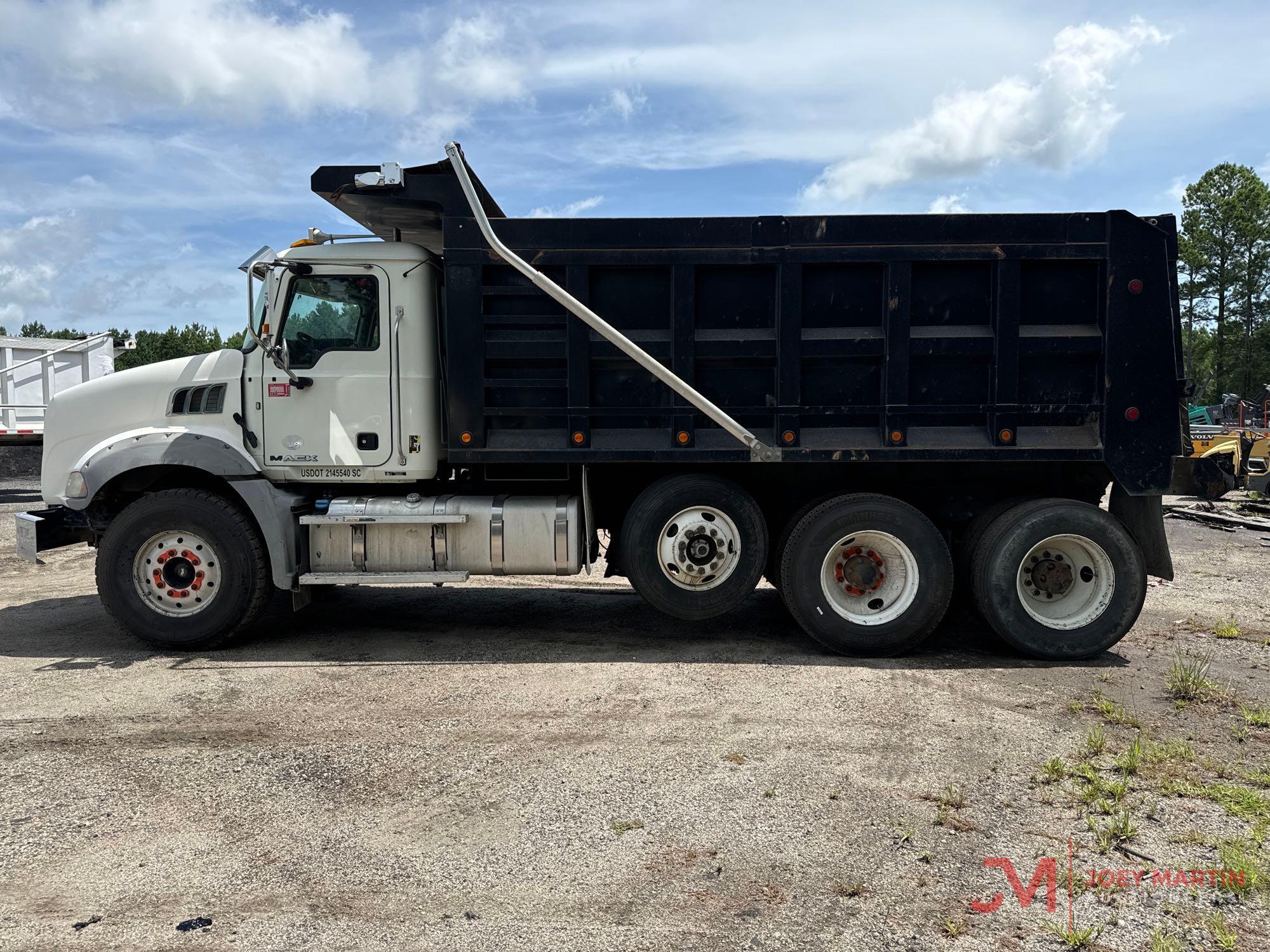 2016 MACK GU813 GRANITE TRI-AXLE DUMP TRUCK