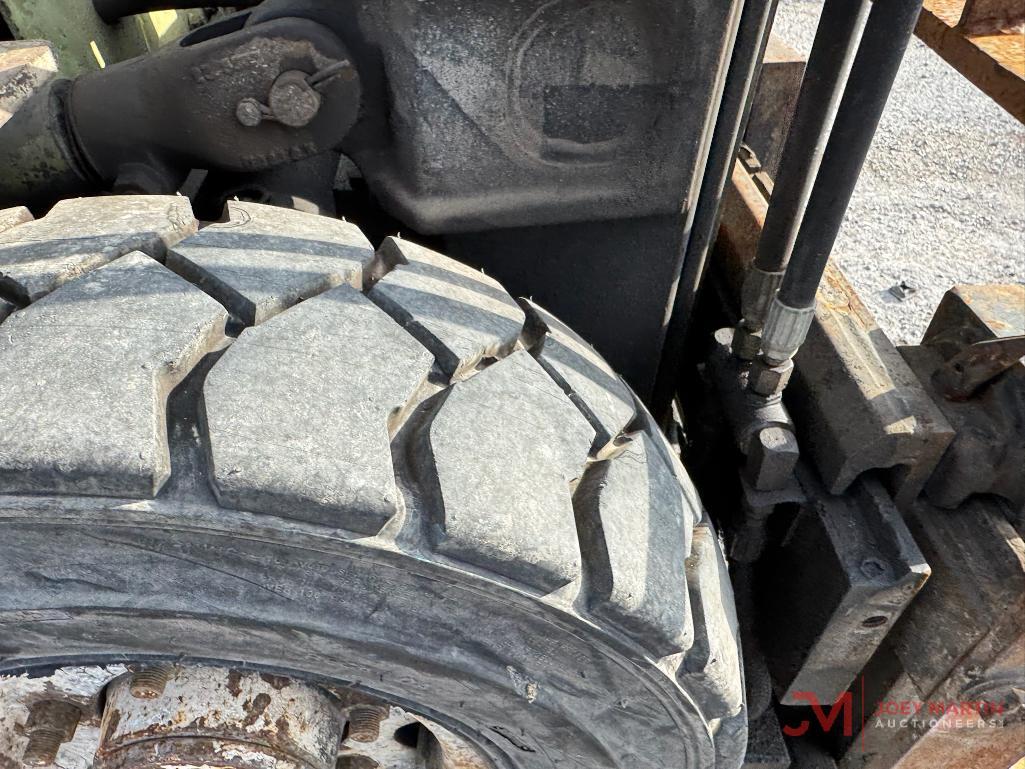 CLARK GPS25MC STRAIGHT MAST FORKLIFT