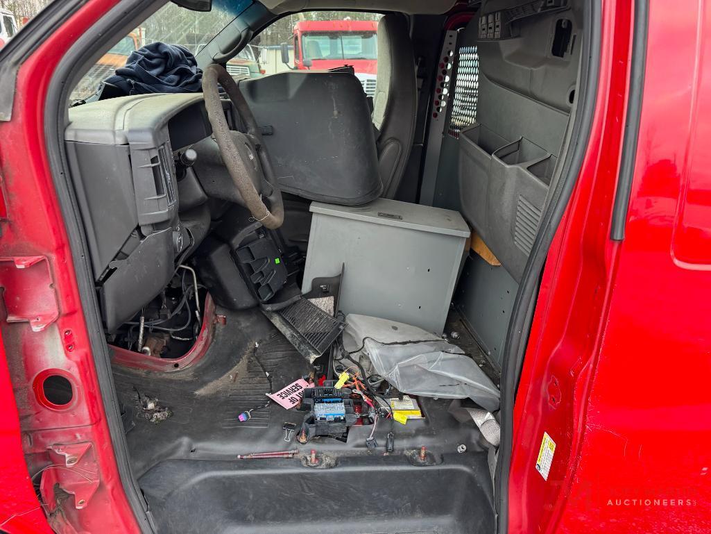 2010 GMC VAN