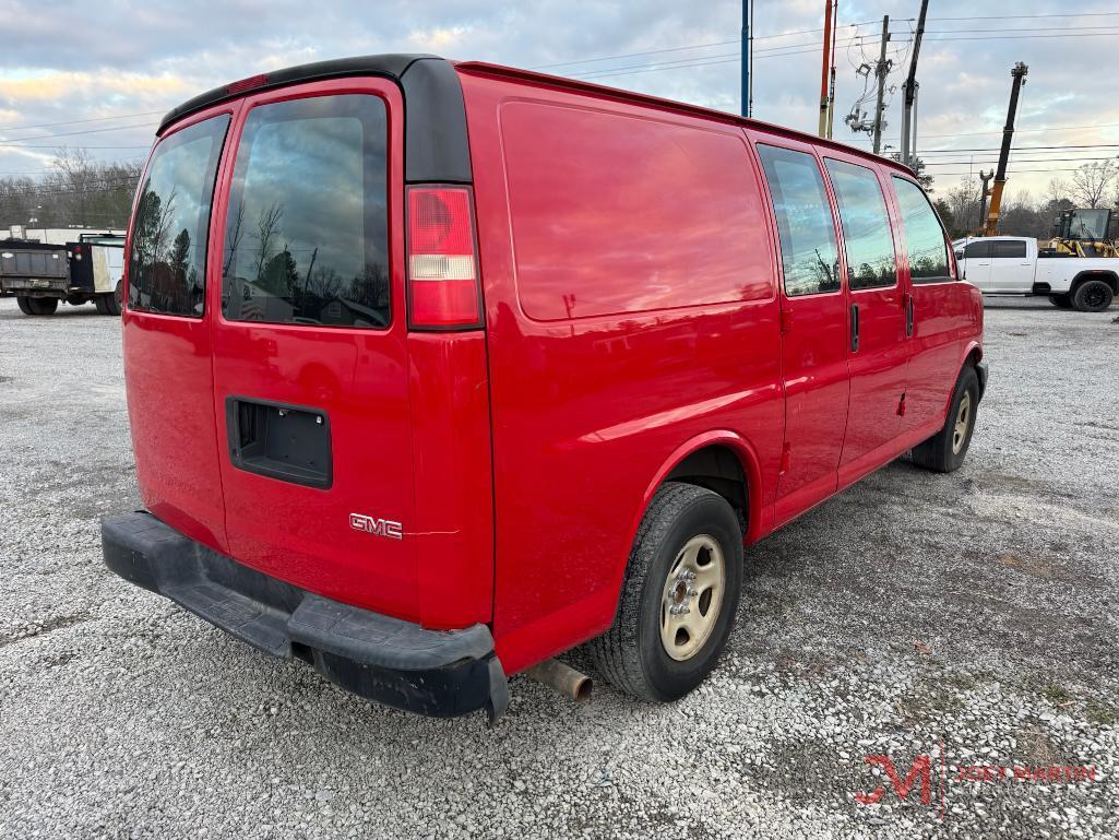 2010 GMC VAN
