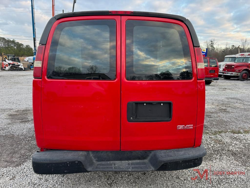 2010 GMC VAN