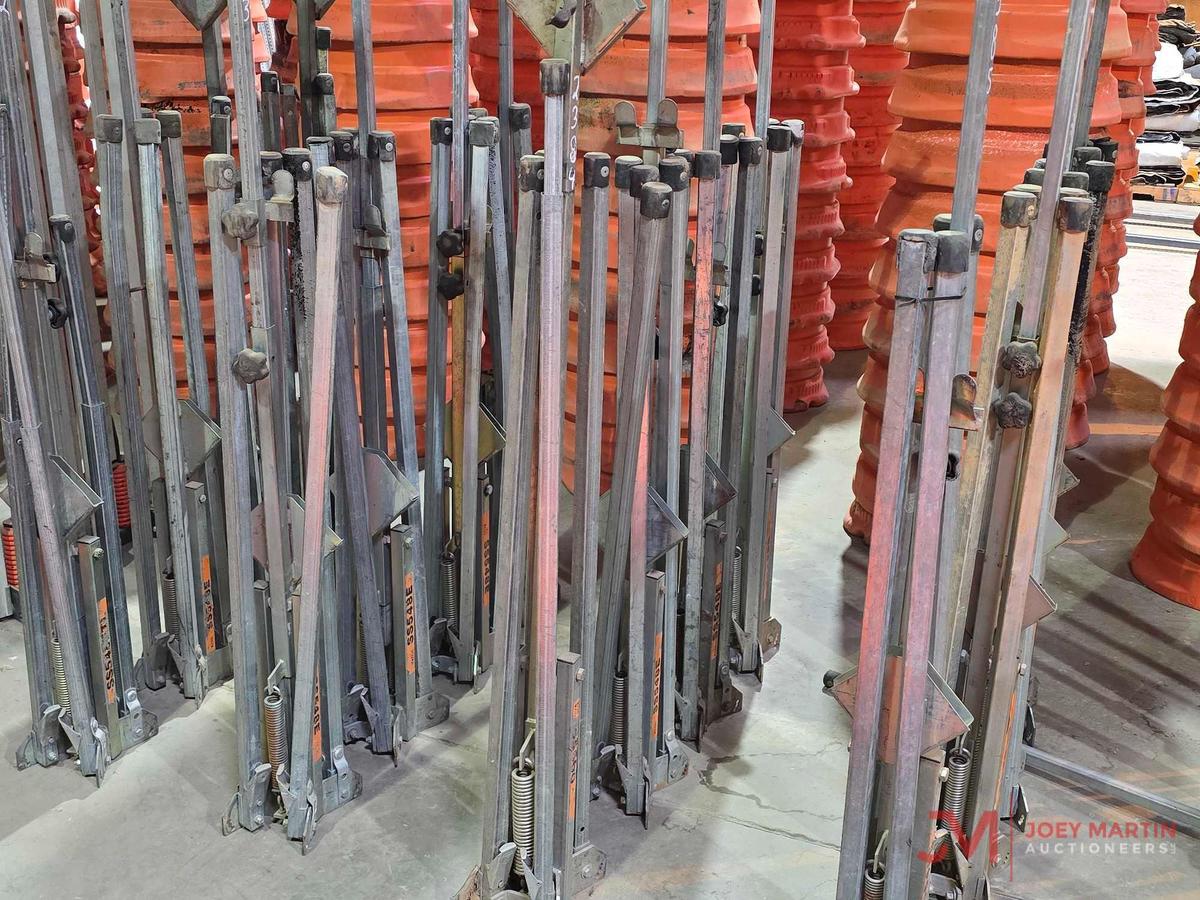 (4) CONSTRUCTION SIGN STANDS