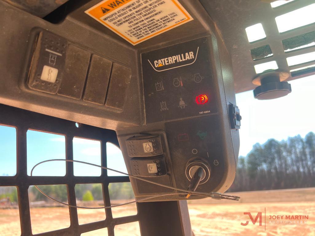 2002 CAT 216 SKID LOADER
