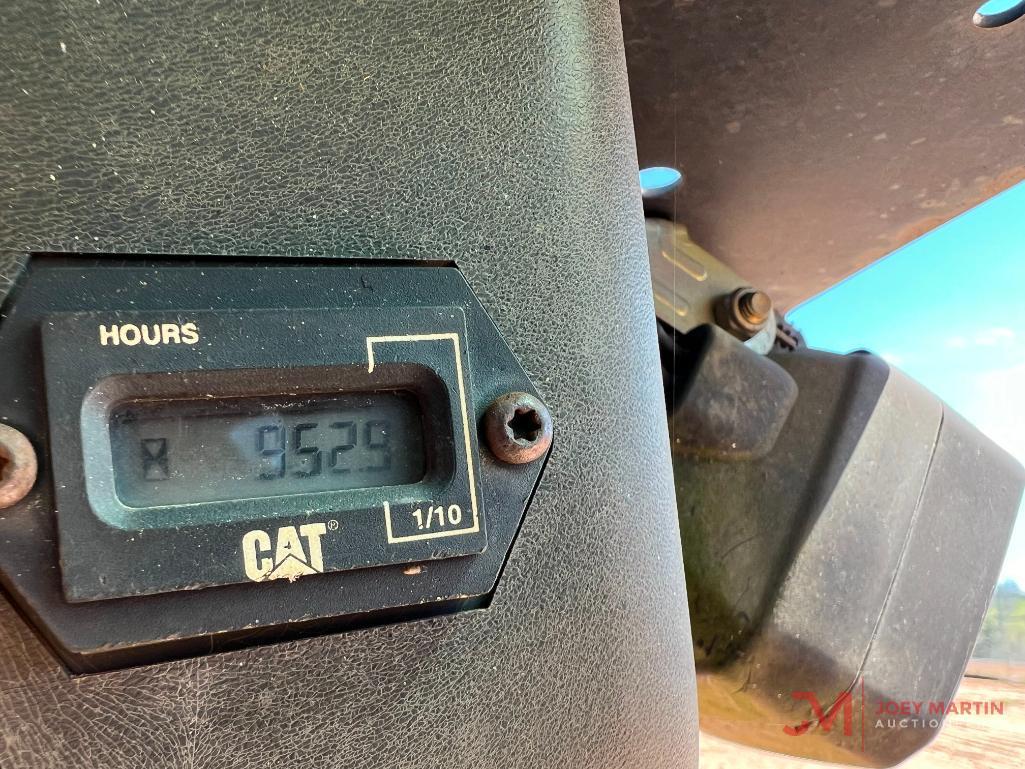 2002 CAT 216 SKID LOADER