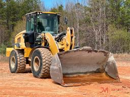 2015 CAT 938M RUBBER TIRE LOADER