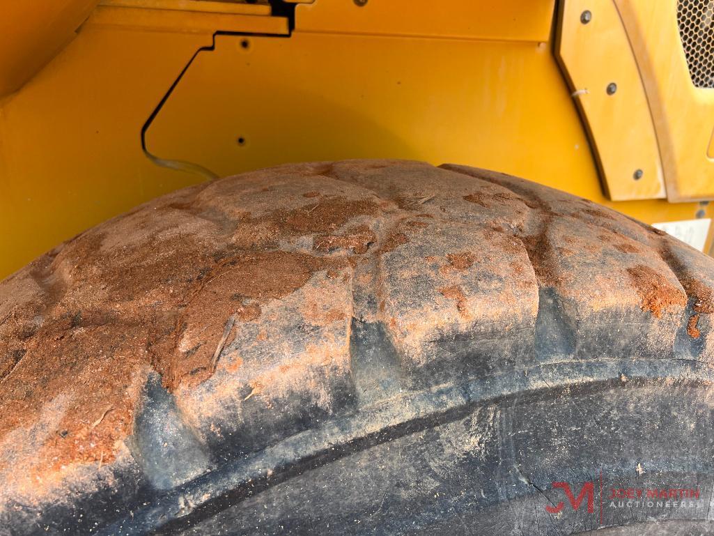 2015 CAT 938M RUBBER TIRE LOADER